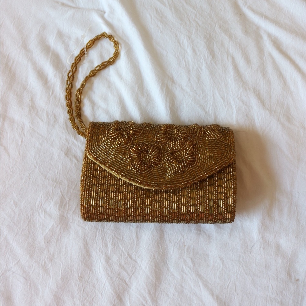 VINTAGE | Mini Elegant Gold Beaded Clutch